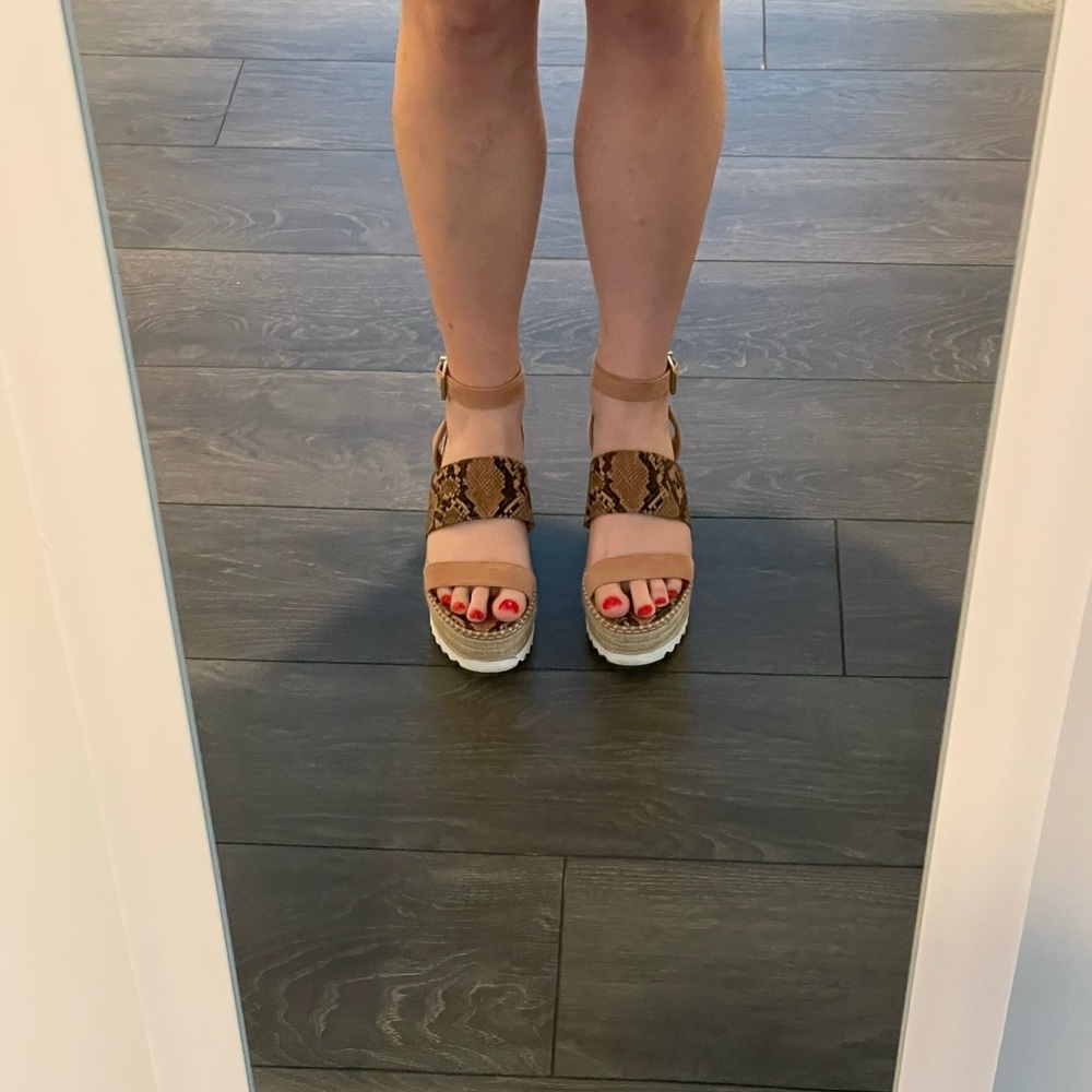 Crown Vintage Espadrille Wedges - Size 9 - Snake Ankle Strap Platform Sandal - Picture 9 of 13